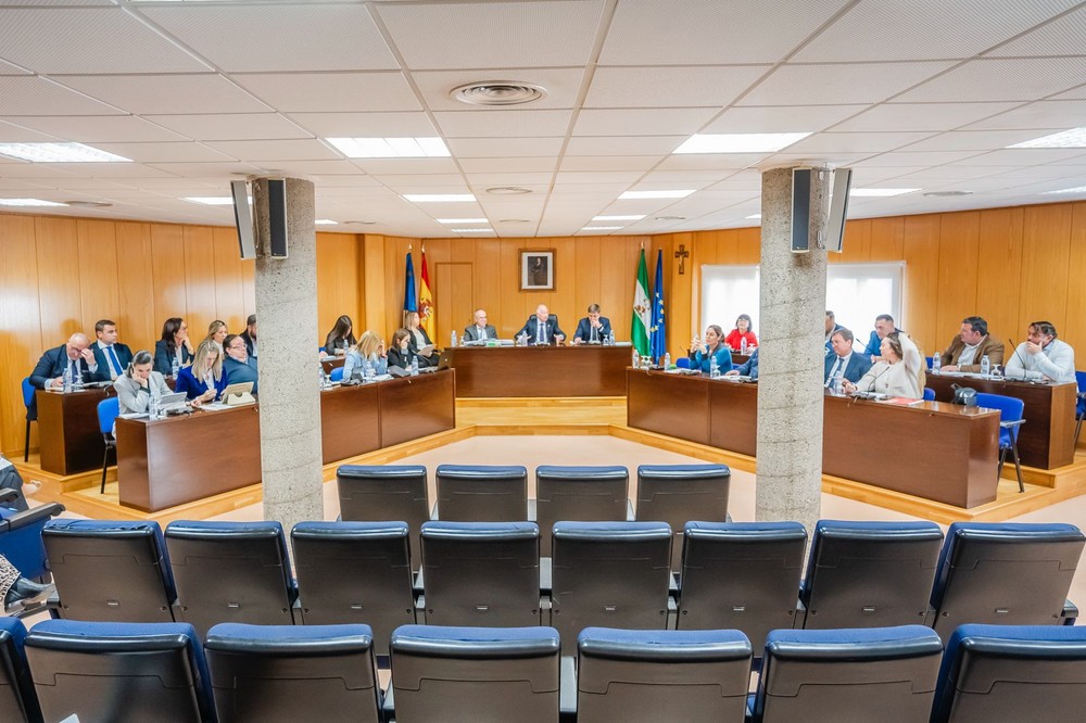 El pleno de Roquetas de Mar aprueba la Ordenanza de la Prestación por actuaciones en suelo rústico