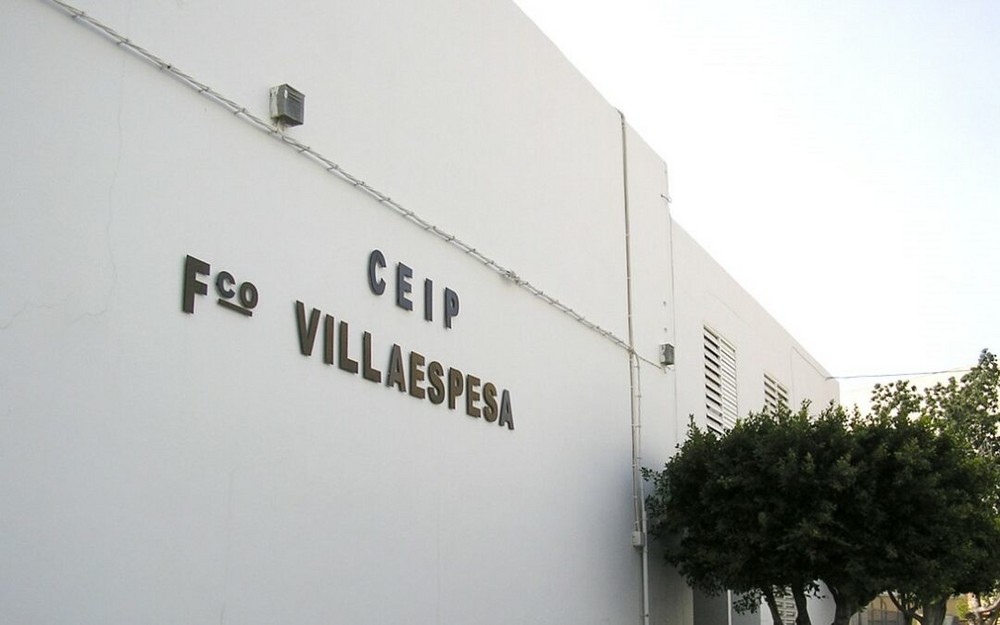 La Junta mejorará las instalaciones del colegio Francisco Villaespesa de Roquetas de Mar