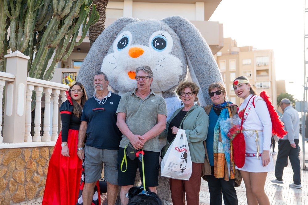 Roquetas de Mar vive un San Valentín especial con la campaña de apoyo al comercio "Amor a Primera Vista"