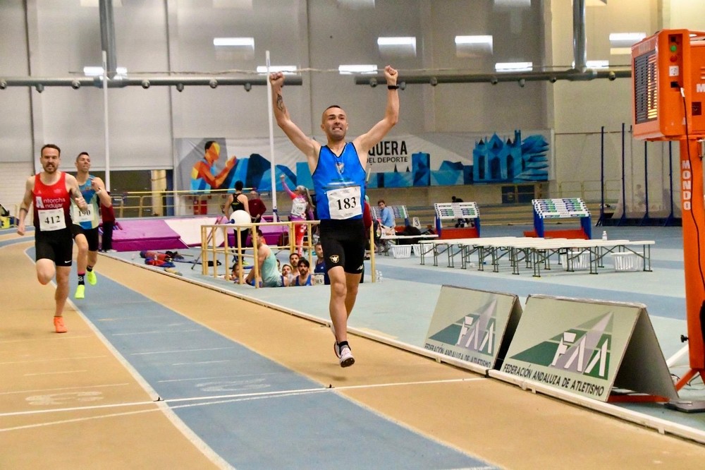 El ejidense Jonathan Aguilera, campeón de Andalucía 1500 metros M35