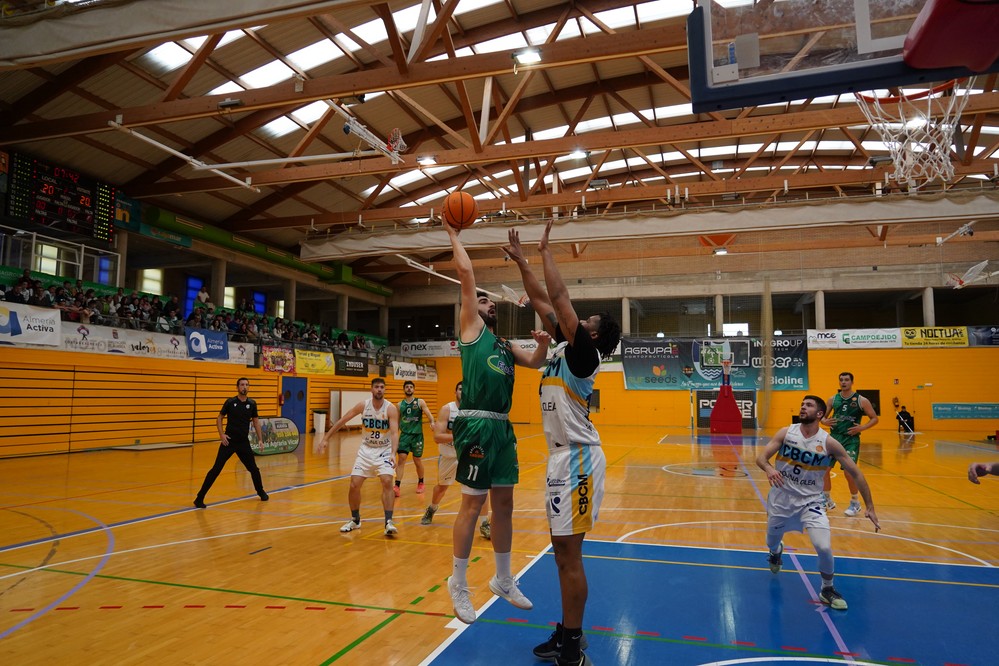 Fitosur B. Murgi cae ante el CB Costa Motril (68-81) tras un buen planteamiento inicial
