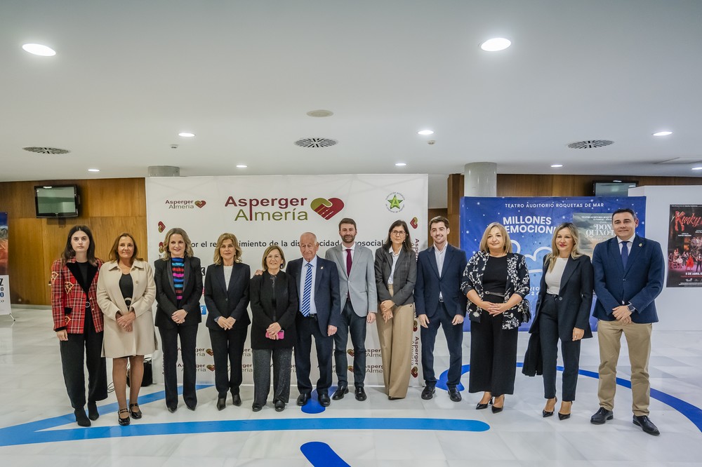 El Teatro Auditorio de Roquetas de Mar acoge la IX Gala Benéfica de Asperger Almería
