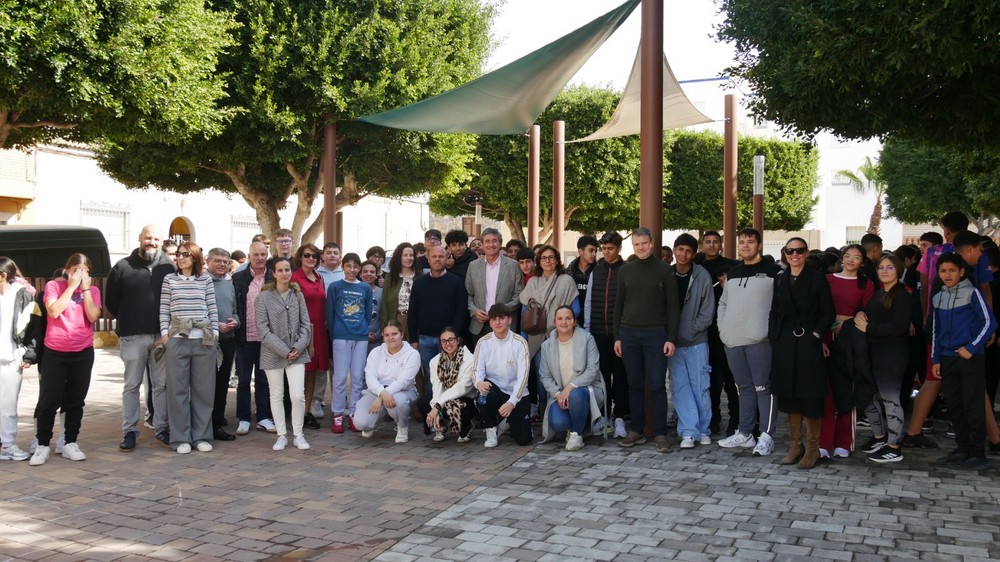 El Ayuntamiento de Adra celebra el Día de Andalucía con los centros educativos