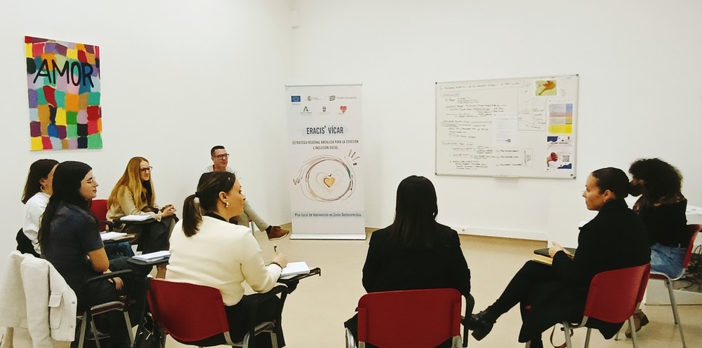 El ejemplar programa ERACIS+ de Vícar ejerce como guía para municipios cercanos