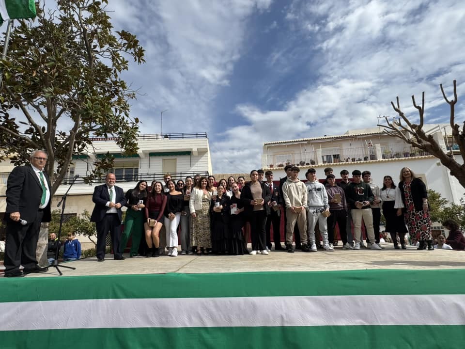 Dalías conmemora el Día de Andalucía con una jornada llena de música, gastronomía y cultura