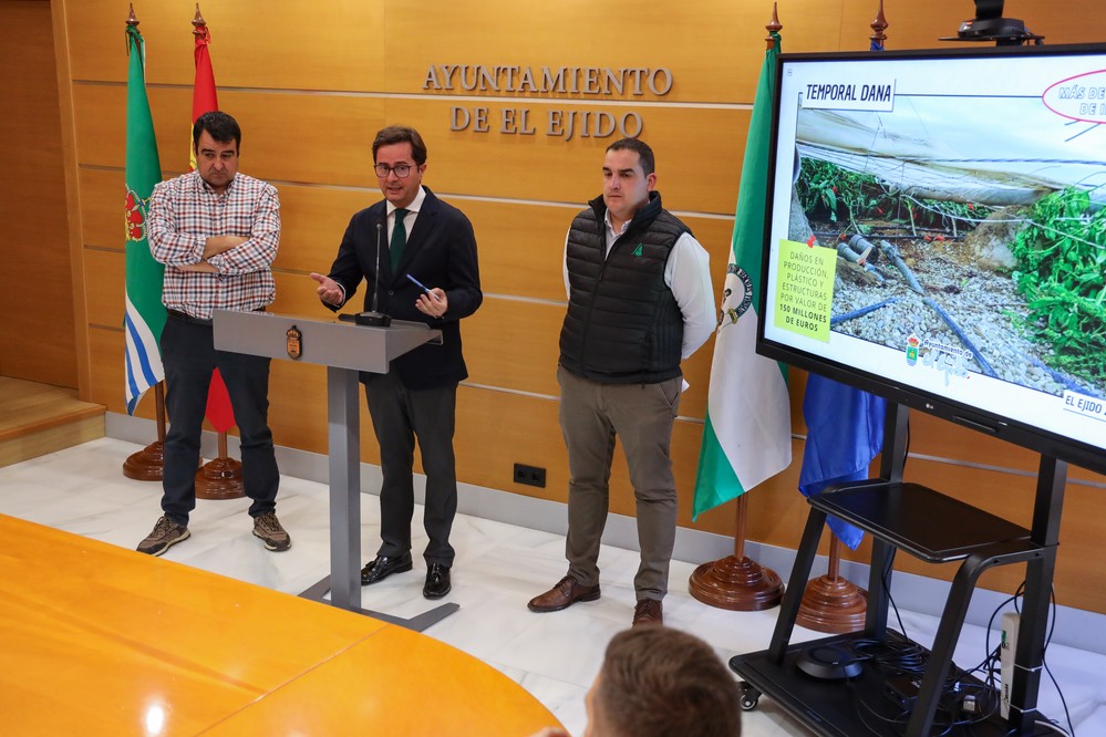 El Ejido reclama una corrección urgente de la rebaja fiscal tras la “situación dantesca” de la DANA, pero el subdelegado dice que “no cumple los requisitos”