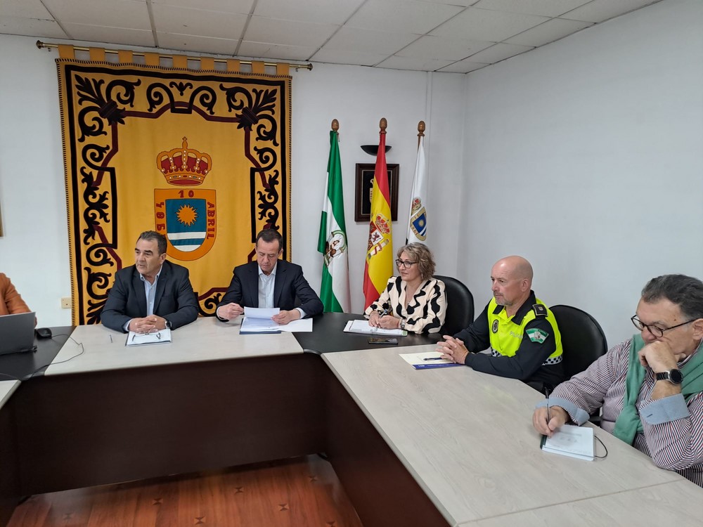 La Junta Local de Seguridad de La Mojonera constata el descenso de delitos y pide reforzar la vigilancia durante las fiestas patronales