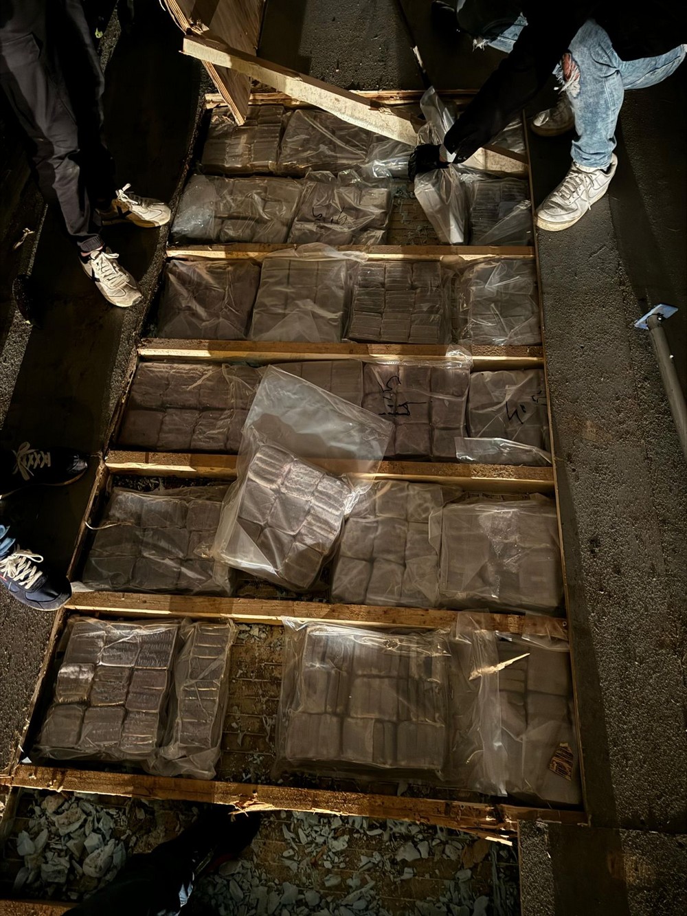 Desarticulan una banda dedicada al tráfico de drogas internacional asentada en el Poniente