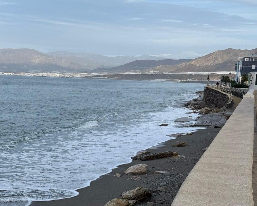Costas aprueba una aportación extraordinaria de 35.000m3 de arena para las playas de Balerma, Guardias Viejas y Cuevas de Almanzora