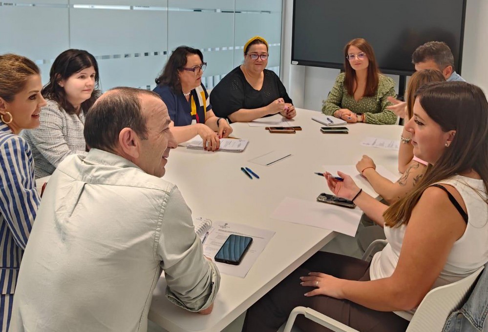 La Mesa Radar Local contra la ‘Soledad No Deseada’ cumple un año de trabajo frente al riesgo de aislamiento social de personas que viven y se sienten solas