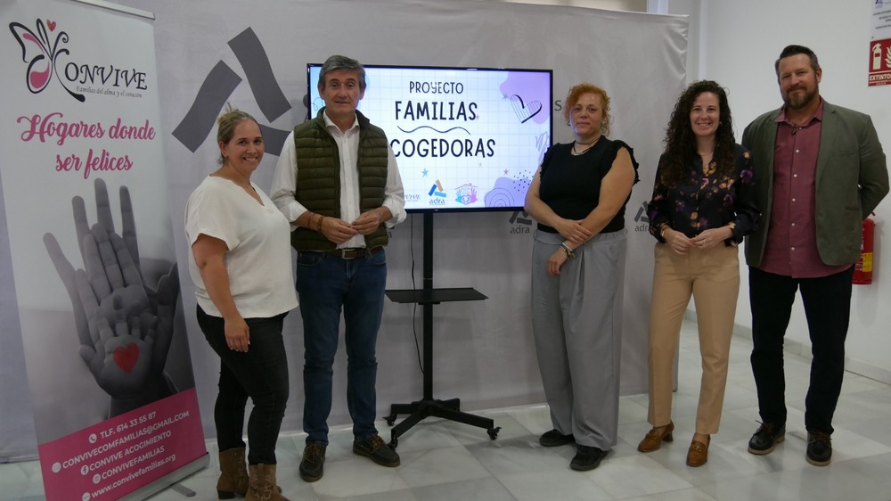 El Ayuntamiento de Adra presenta ‘Familias Acogedoras’, proyecto pionero en Andalucía