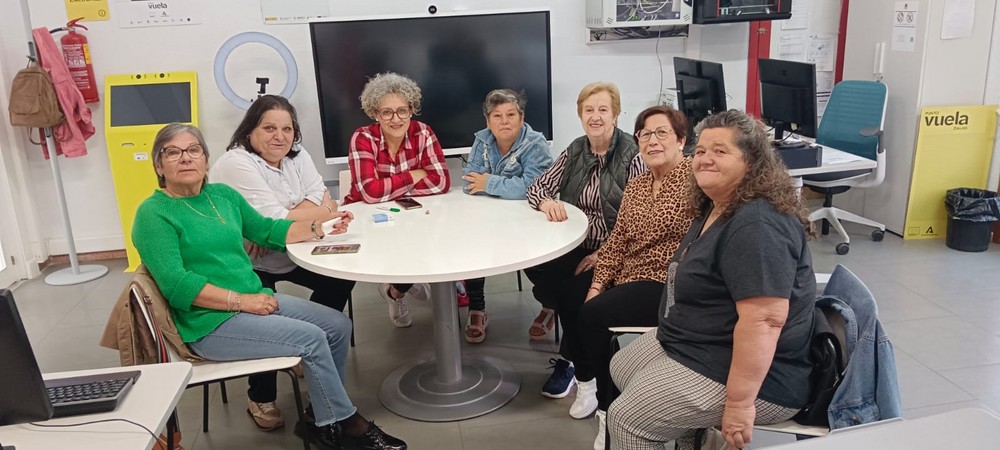Dalías celebra el Día de Internet con actividades en Punto Vuela Dalías