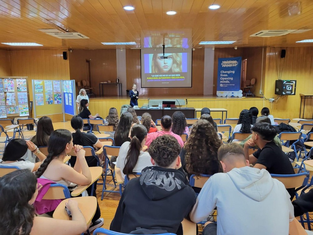 Charlas en los IES y viaje de convivencia durante la III Semana de la Salud y la Mujer de El Ejido