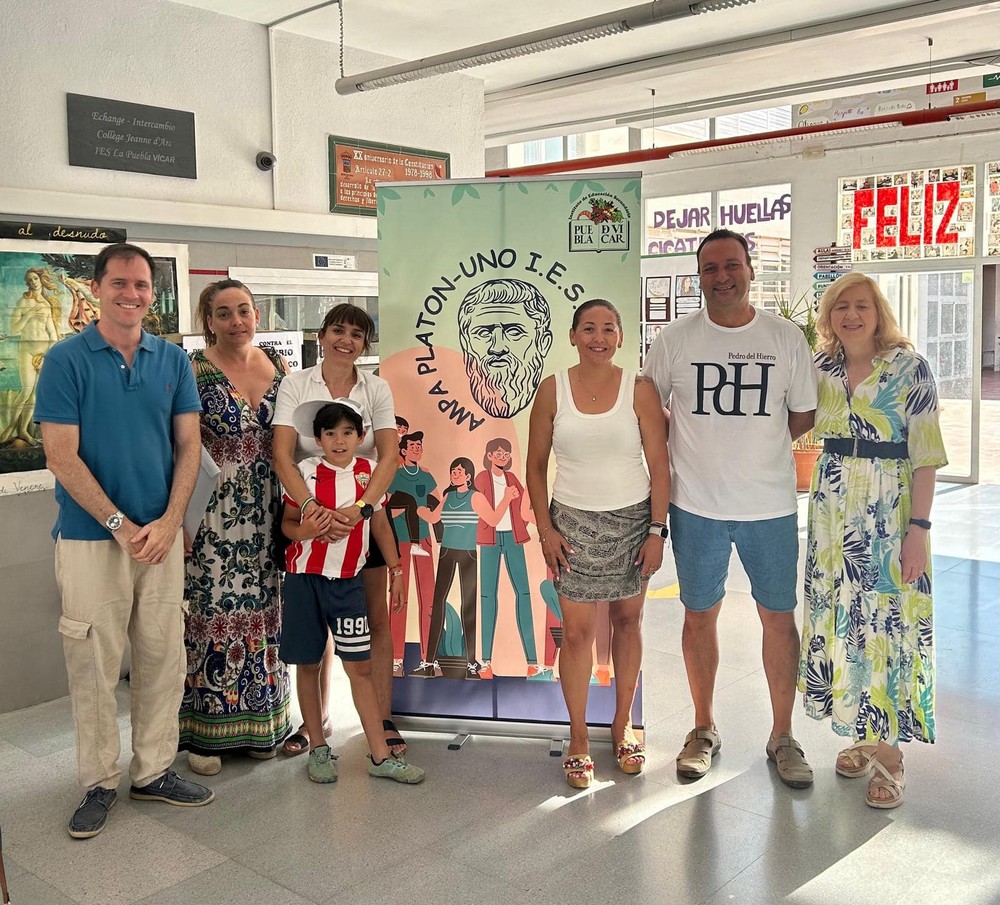 La Confederación Andaluz de AMPAs premia a la del IES Puebla de Vícar por su compromiso con la Escuela Pública