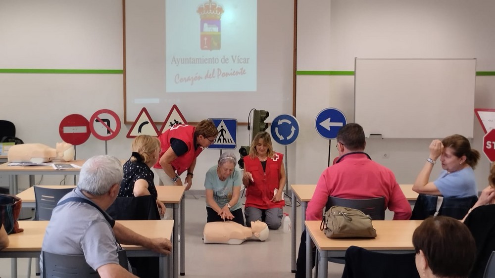 Los mayores de Vícar vuelven al Centro de Educción Vial con motivo del Mes de la Salud