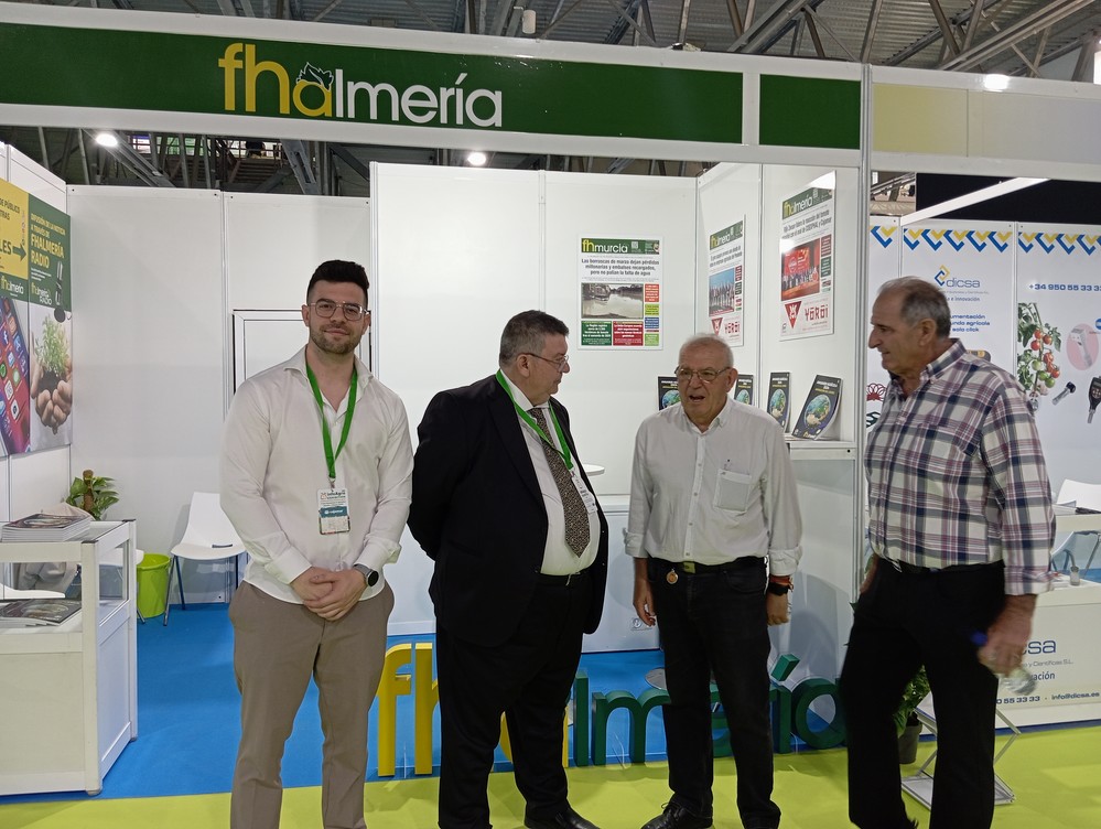 Antonio Bonilla: “Las empresas de Vícar producen para situar nuestros productos de excelencia en los mercados de la Unión Europea”