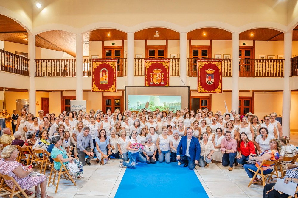 El Castillo de Santa Ana acoge la clausura de los talleres de mayores en los que han participado más de 900 personas