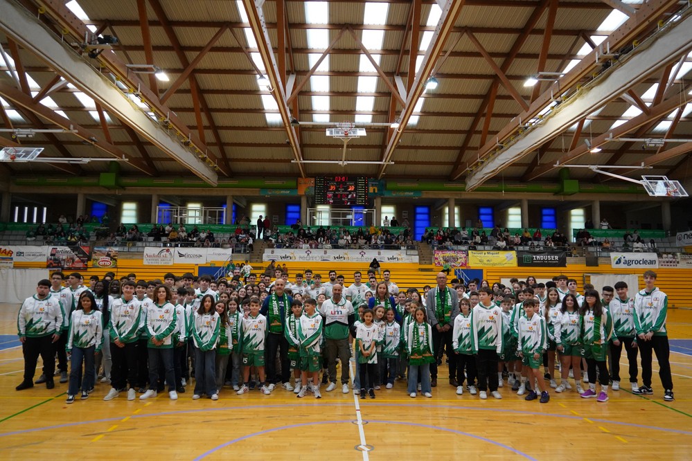 La participación en Tercera FEB del Baloncesto Murgi depende de la Federación