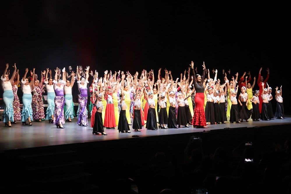 El Festival de la Academia Reme Lirola baila en el Auditorio para recaudar dinero para el Síndrome De Rett