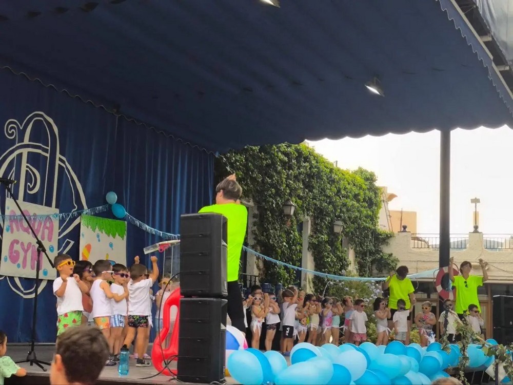 Dalías celebra las graduaciones escolares en una emotiva semana llena de reconocimientos y buenos deseos
