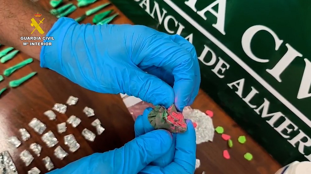 Desmantelan un muy transitado punto de venta y consumo de drogas en Las 200 de Roquetas de Mar