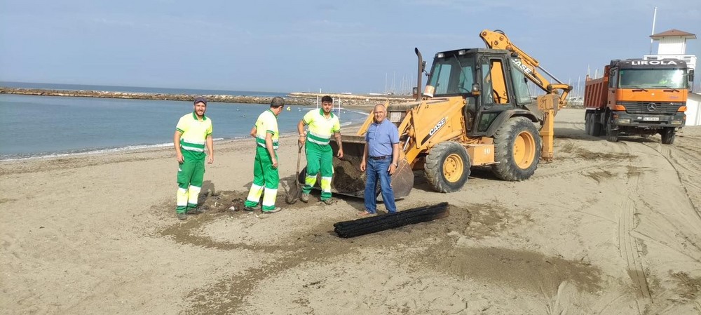Las playas de El Ejido recuperan la normalidad tras la celebración de la noche de San Juan