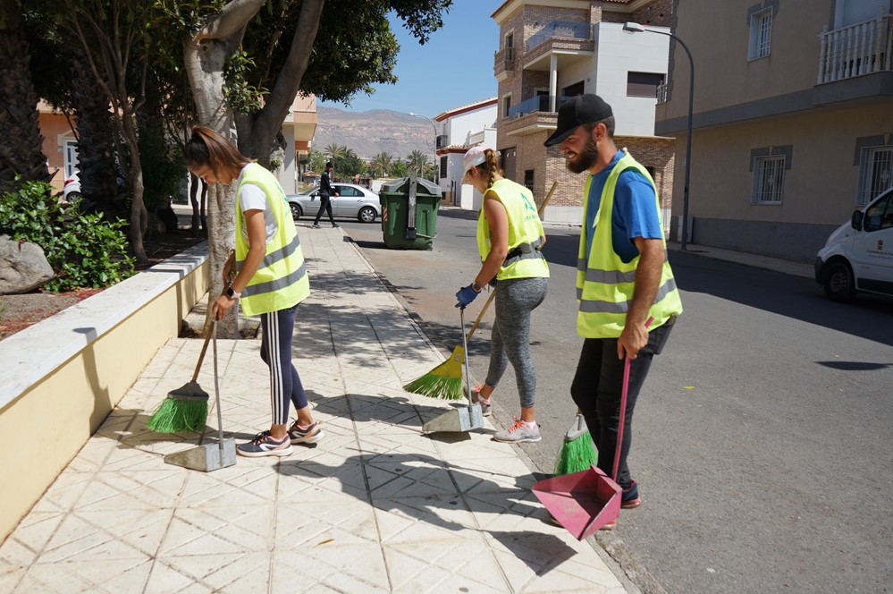 El Ayuntamiento de Vícar ha contratado a 51 personas a través del programa Andalucía Activa