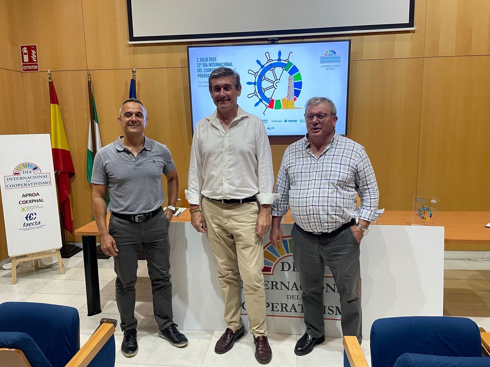 Las cooperativas de Almería celebran su día en Adra