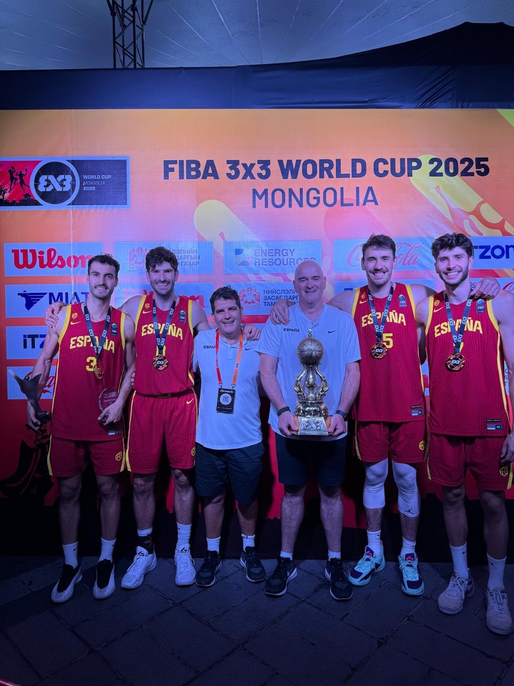 Raúl Fernández campeón del mundo con la selección española de 3x3 masculina en Ulaanbaatar (Mongolia)