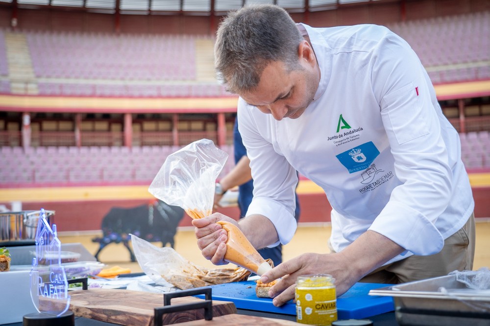 Roquetas de Mar organiza las I Jornadas Gastronómicas Taurinas bajo el título “El Toro en la gastronomía”