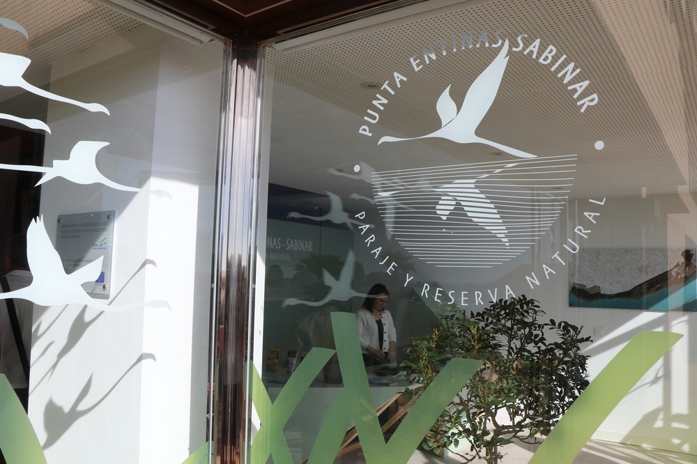 Mil estudiantes pasan por el Centro de Interpretación de Punta Entinas Sabinar en el primer semestre del año