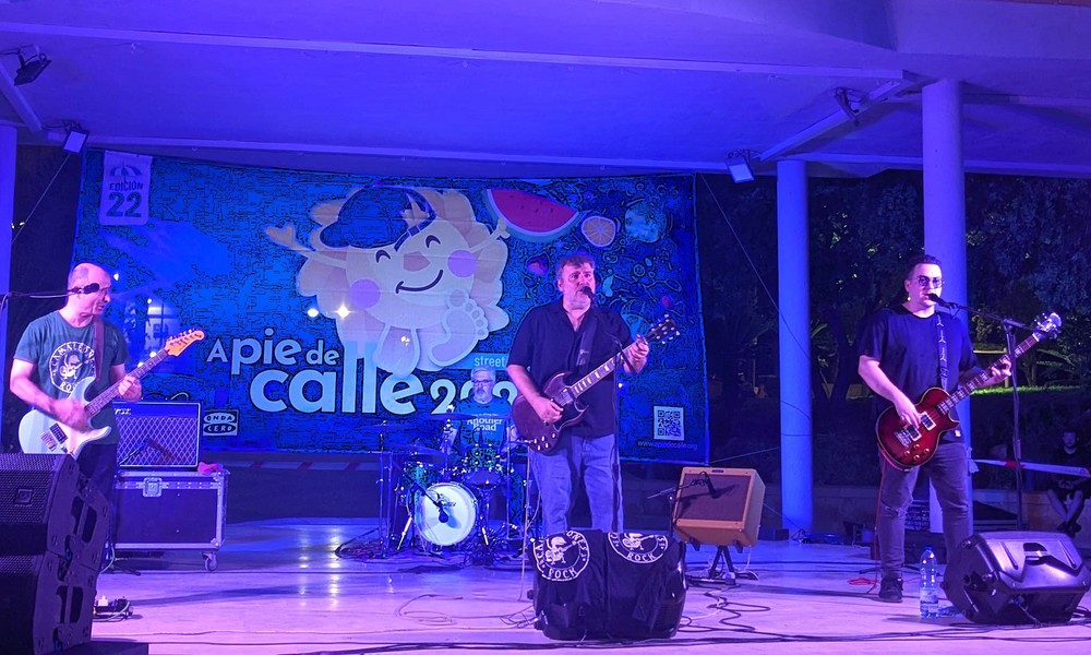 Gran concierto de Camaleones Rock en el Anfiteatro de Roquetas con un extenso y excepcional repertorio