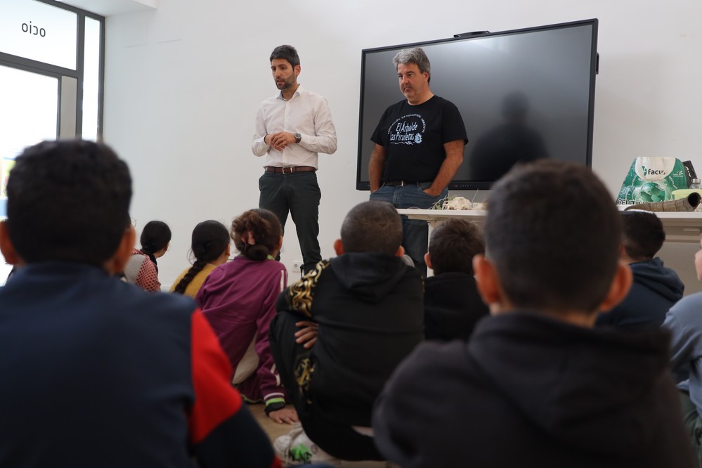 Cerca de 3.000 escolares aprenden sobre educación ambiental con el ‘Aula de Ecología Urbana’