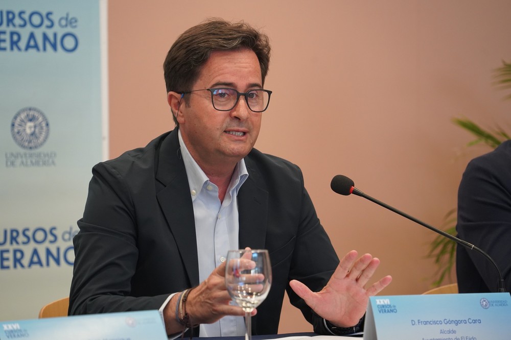 El alcalde de El Ejido reacciona a los apuñalamientos en El Toril y La Cumbre que han dejado un muerto