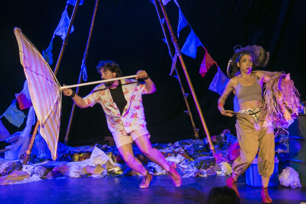 La Red Andaluza de Teatros Públicos lleva cuatro espectáculos de circo, danza, música y teatro a El Ejido