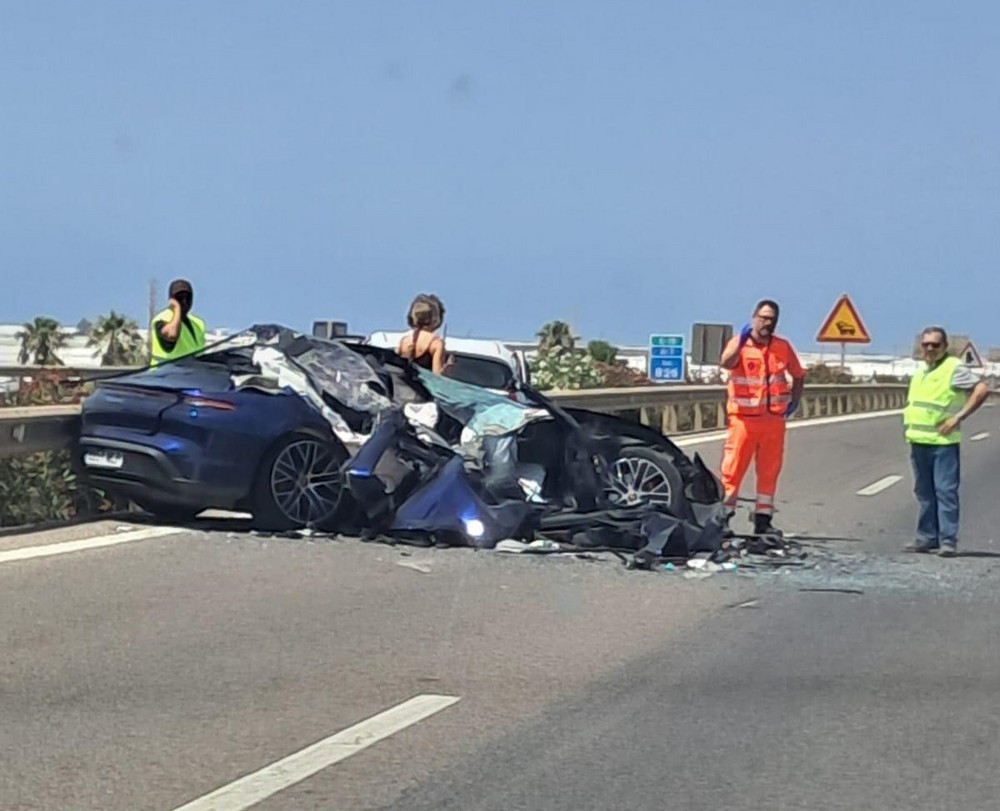 Una colisión múltiple provoca el corte de la A-7 a su paso por El Ejido