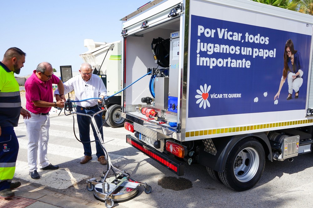 “Vícar Te quiere”, el Ayuntamiento redobla esfuerzos para un municipio más limpio