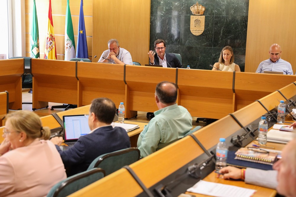 El equipo de Gobierno lamenta el uso sesgado y partidista que hace el PSOE de la Sanidad Pública