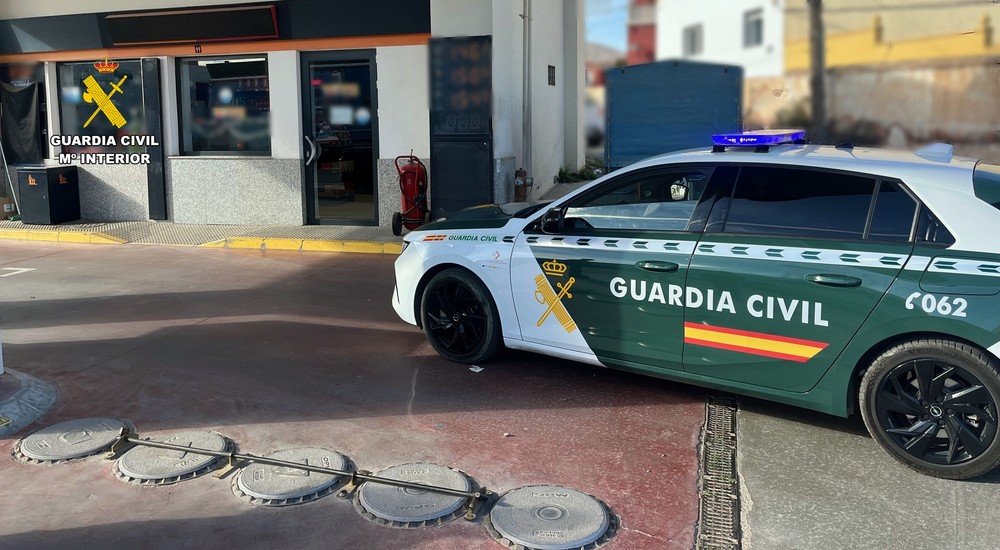 La Guardia Civil y las gasolineras se unen contra el petaqueo