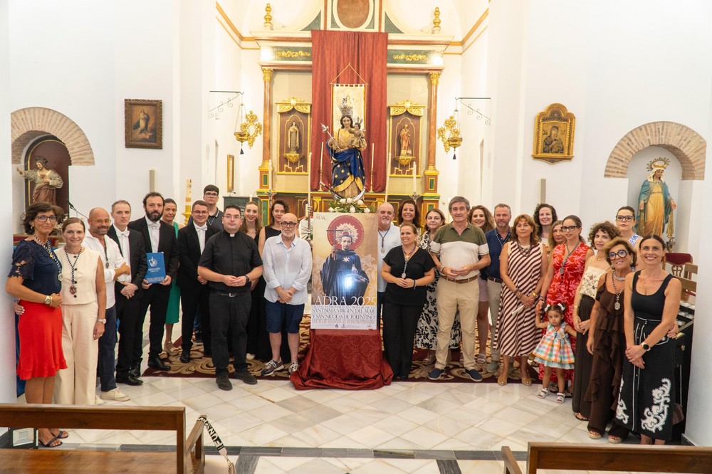 La Hermandad de los Patronos de Adra presenta su cartel religioso