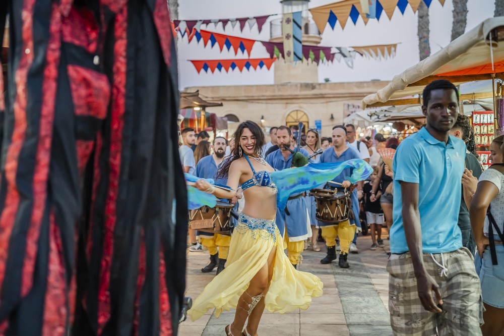 Roquetas de Mar celebra su Mercado Medieval en el entorno del Castillo de Santa Ana