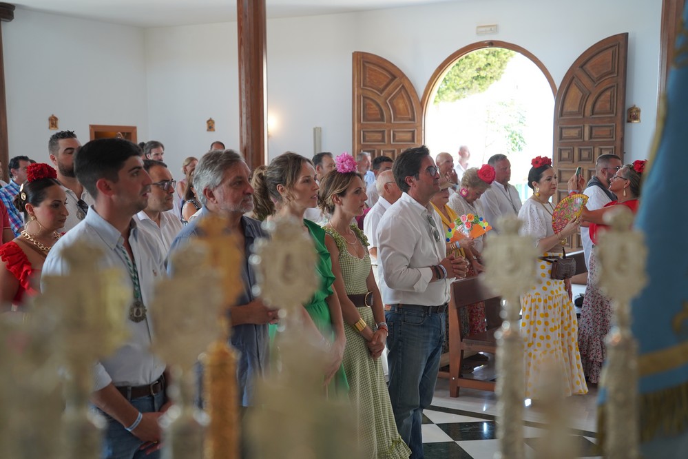 La Romería-Convivencia de Guardias Viejas a Almerimar cumple una década venerando a la Virgen del Rocío