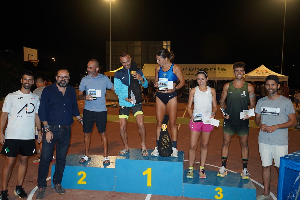 Jonnathan Aguilera y Jessica Martín, ganadores del Gran Premio Murgiverde 2025